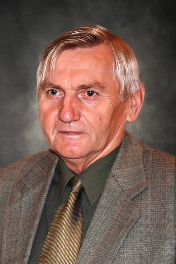 TADEUSZ NOWAK