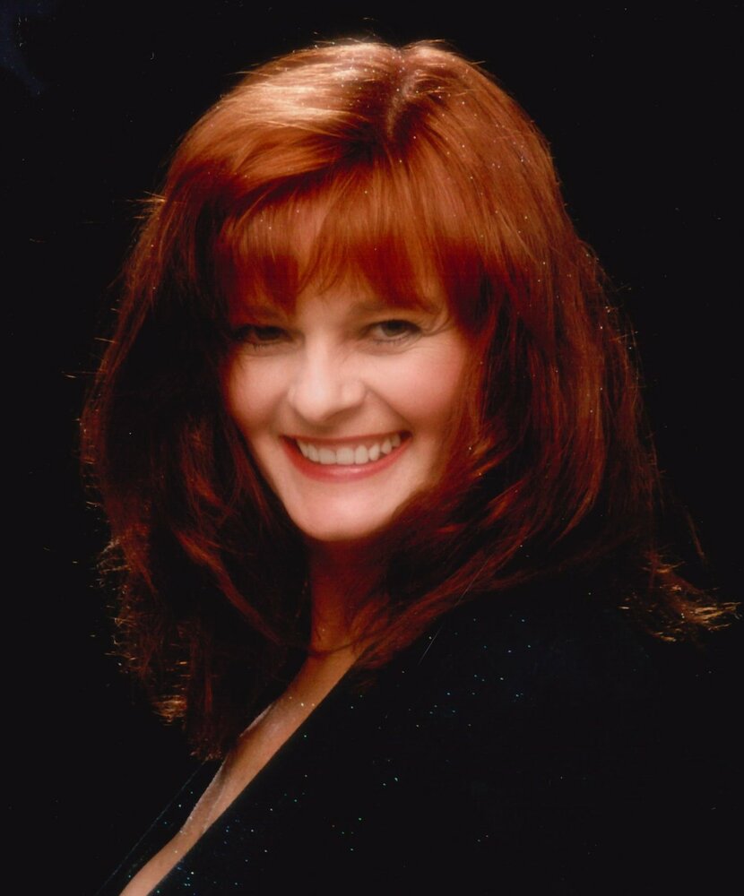 DONNA HYKAWY